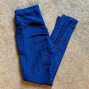 Scrunchy bum leggings
